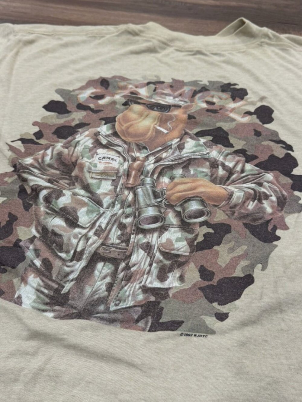 Vintage Joe Camel Cigarettes T Shirt Army Camo Size XL 1992 Single Stitch